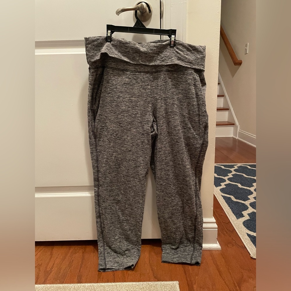 NWOT Xersion Semi Fit Large Fold Over Legging With Pockets